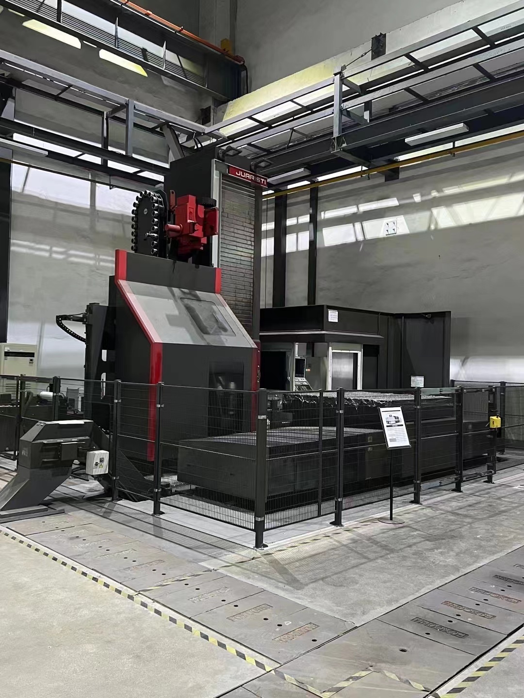 西班牙華日斯蒂 八軸四聯動數控鏜銑加工中心 